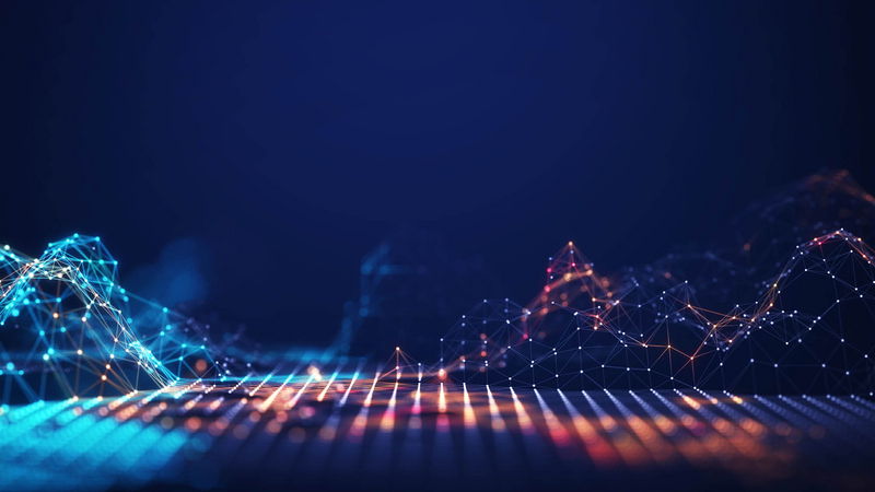Eine abstrakte digitale Landschaft mit leuchtenden Netzwerklinien und Datenpunkten, die eine futuristische, technische Ästhetik darstellen. Die Farben verlaufen von Blau- bis Orangetönen auf einem dunklen Hintergrund.