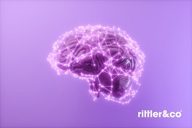 Grafikdesign für Rittler und co, das ein Gehirn in lila Farbe mit vielen kleinen Lichtern zeigt, die auf einem lila Hintergrund verbunden sind